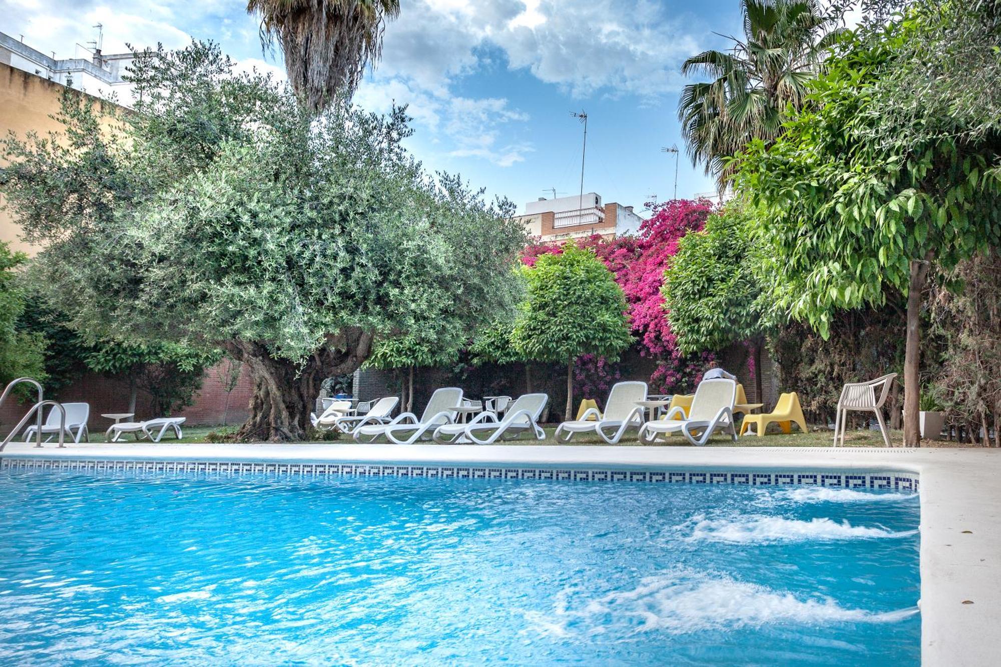 Hotel Aacr Monteolivos